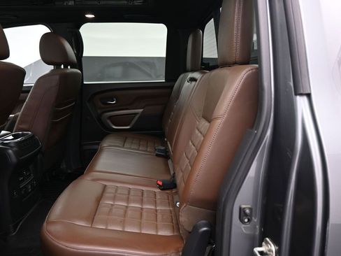 Used 2021 Nissan Titan Platinum Reserve w/ Moonroof Package AWD/4WD image 23