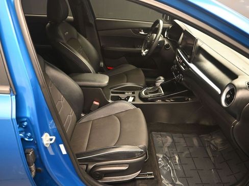 Certified 2023 Kia Forte GT-Line w/ GT-Line Technology Package image 36