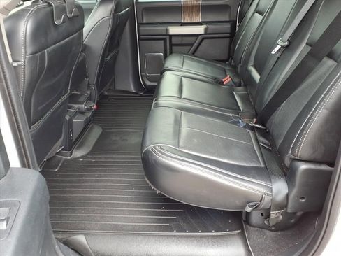 Used 2020 Ford F150 Lariat image 14