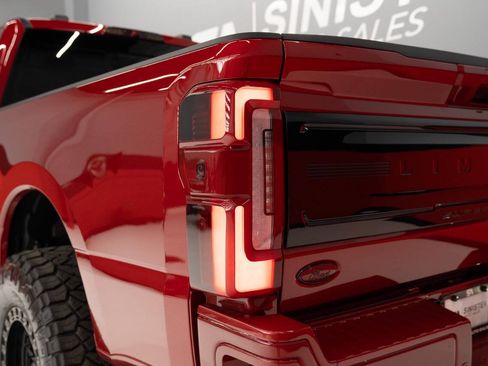 Used 2023 Ford F250 Limited w/ FX4 Off-Road Package AWD/4WD image 71