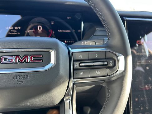 New 2026 GMC Acadia Elevation AWD/4WD image 23