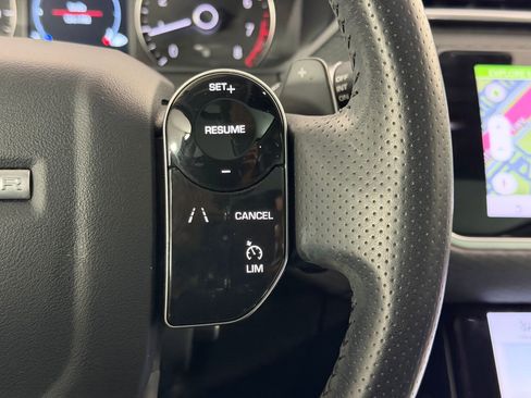 Used 2020 Land Rover Range Rover Velar S image 29