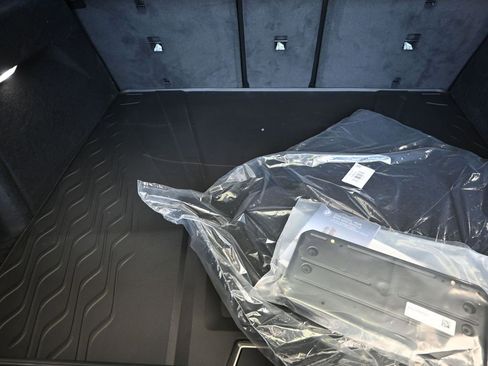 New 2026 BMW X5 sDrive40i w/ M Sport Package RWD image 21