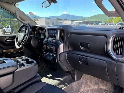 Used 2022 Chevrolet Silverado 2500 LT w/ Convenience Package AWD/4WD image 14