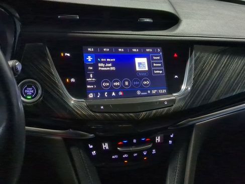 Used 2023 Cadillac XT6 Premium Luxury image 39