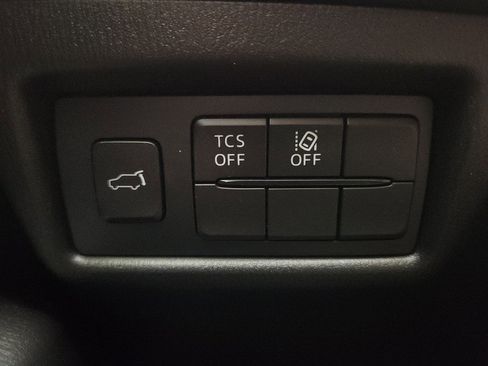 Used 2018 MAZDA CX-5 Touring w/ Preferred Equipment Package image 11