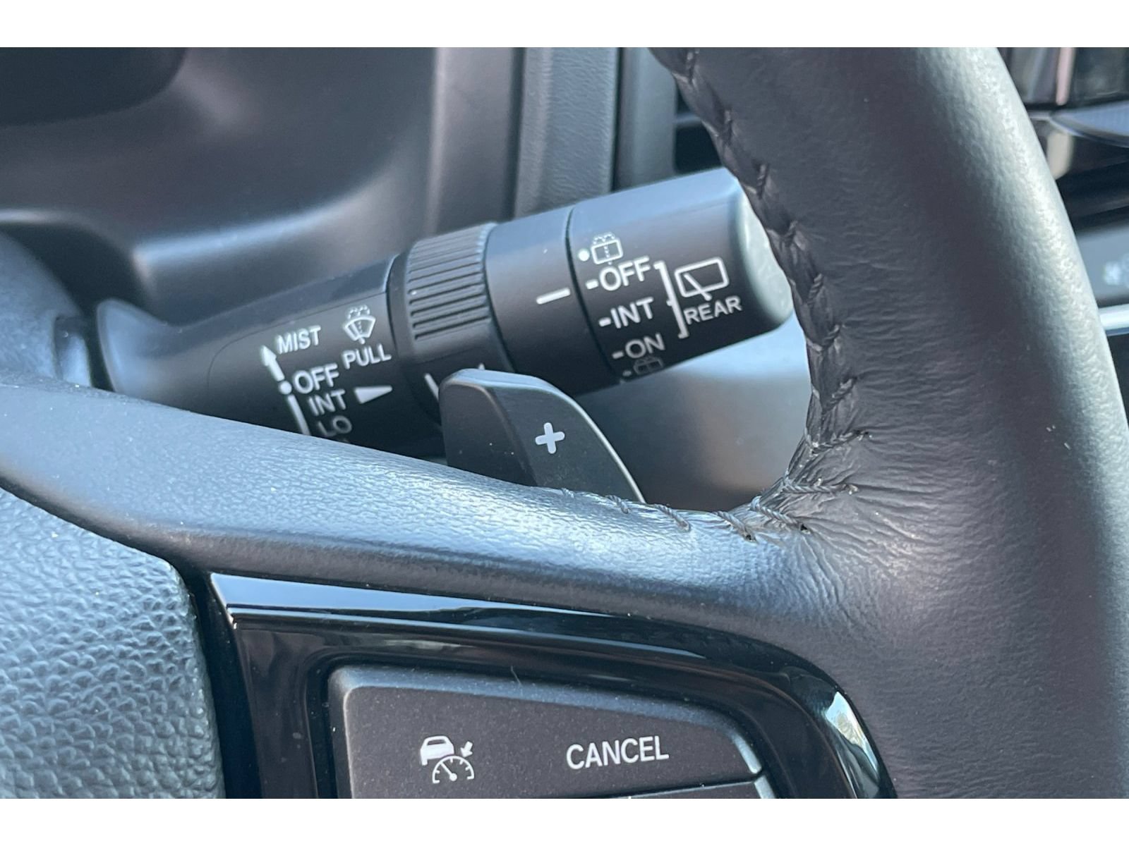 Certified 2025 Honda Odyssey Touring image 39