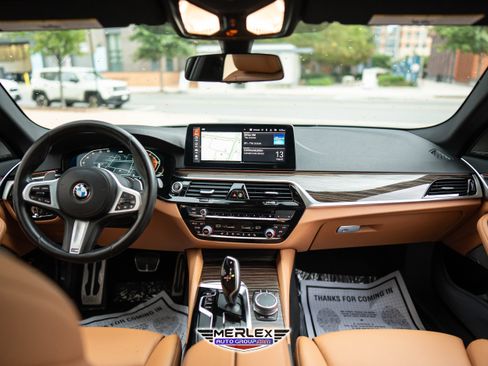 Used 2022 BMW 540i w/ M Sport Package image 14