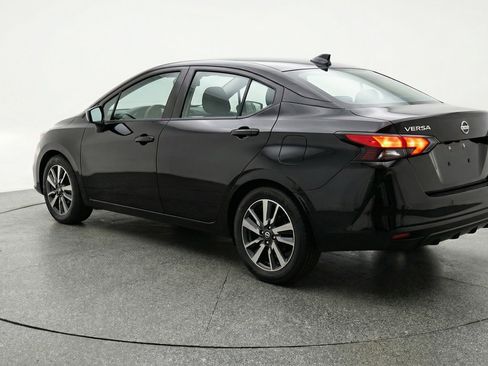 Used 2025 Nissan Versa SV image 6