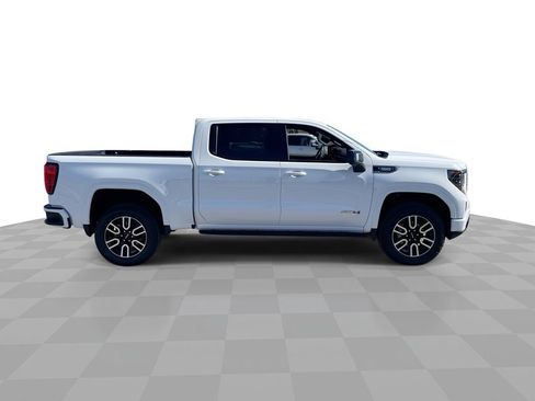 Used 2025 GMC Sierra 1500 AT4 w/ AT4 Premium Package image 9