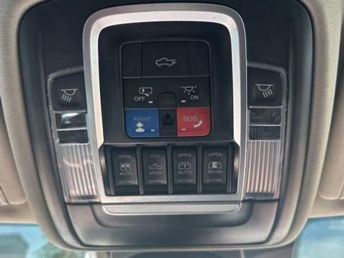 Used 2023 RAM 1500 Limited AWD/4WD image 44
