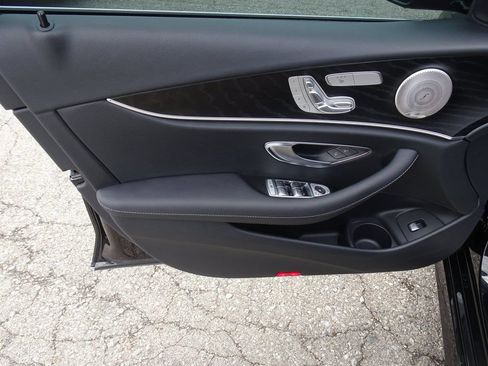 Used 2023 Mercedes-Benz E 450 4MATIC Sedan image 13