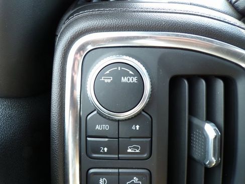 Used 2020 GMC Sierra 1500 SLT w/ SLT Premium Plus Package image 18