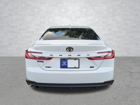 Used 2025 Toyota Camry SE FWD image 6