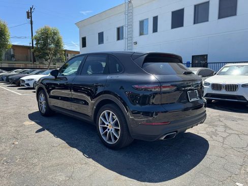 Used 2020 Porsche Cayenne AWD/4WD image 8