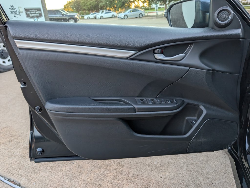 Used 2021 Honda Civic Sport image 13