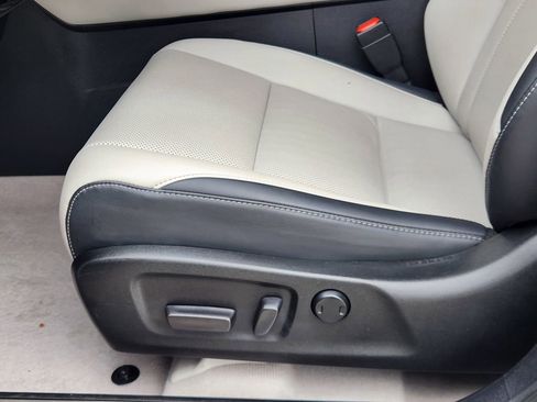 Used 2019 Lexus RX 350 FWD w/ Accessory Package image 24