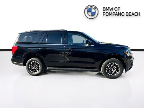 Used 2022 Ford Expedition XLT image 8