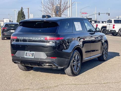 Used 2023 Land Rover Range Rover Sport SE AWD/4WD image 4