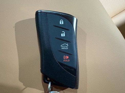 Used 2025 Lexus ES 350 w/ Premium Package FWD image 21