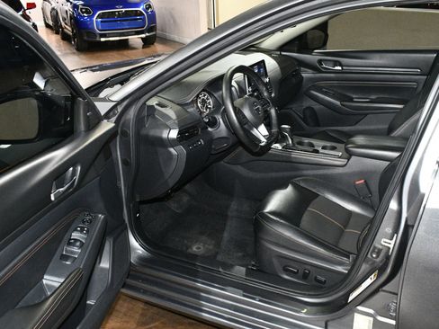 Used 2020 Nissan Altima 2.5 SR w/ Premium Package FWD image 45