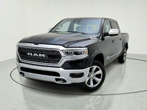 Used 2021 RAM 1500 Limited AWD/4WD image 2