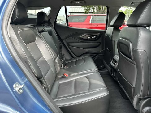 Certified 2024 GMC Terrain SLT AWD/4WD image 18