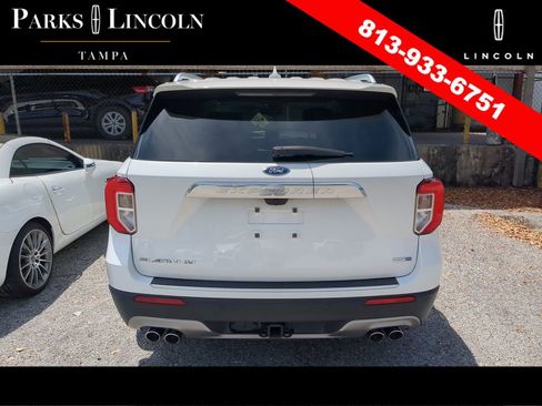 Used 2020 Ford Explorer Platinum w/ Premium Technology Package image 7