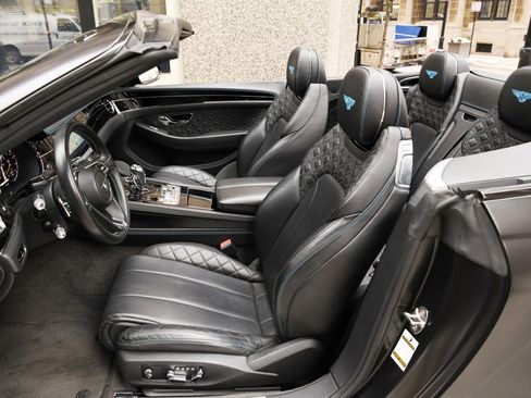 Used 2020 Bentley Continental GT image 8