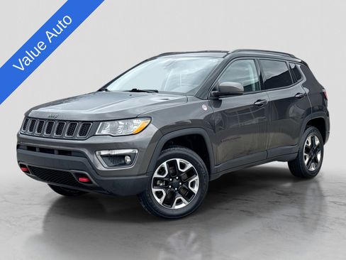 Used 2018 Jeep Compass Trailhawk w/ Leather Interior Group AWD/4WD image 1