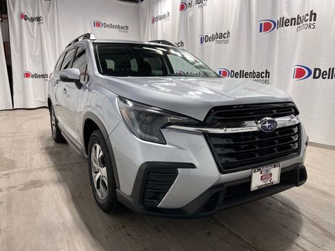 Used 2023 Subaru Ascent Premium w/ Convenience Package AWD/4WD image 1