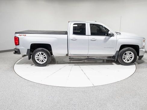 Used 2018 Chevrolet Silverado 1500 LT w/ All Star Edition image 31