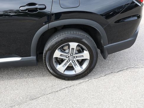 Used 2024 Honda Pilot EX-L image 4