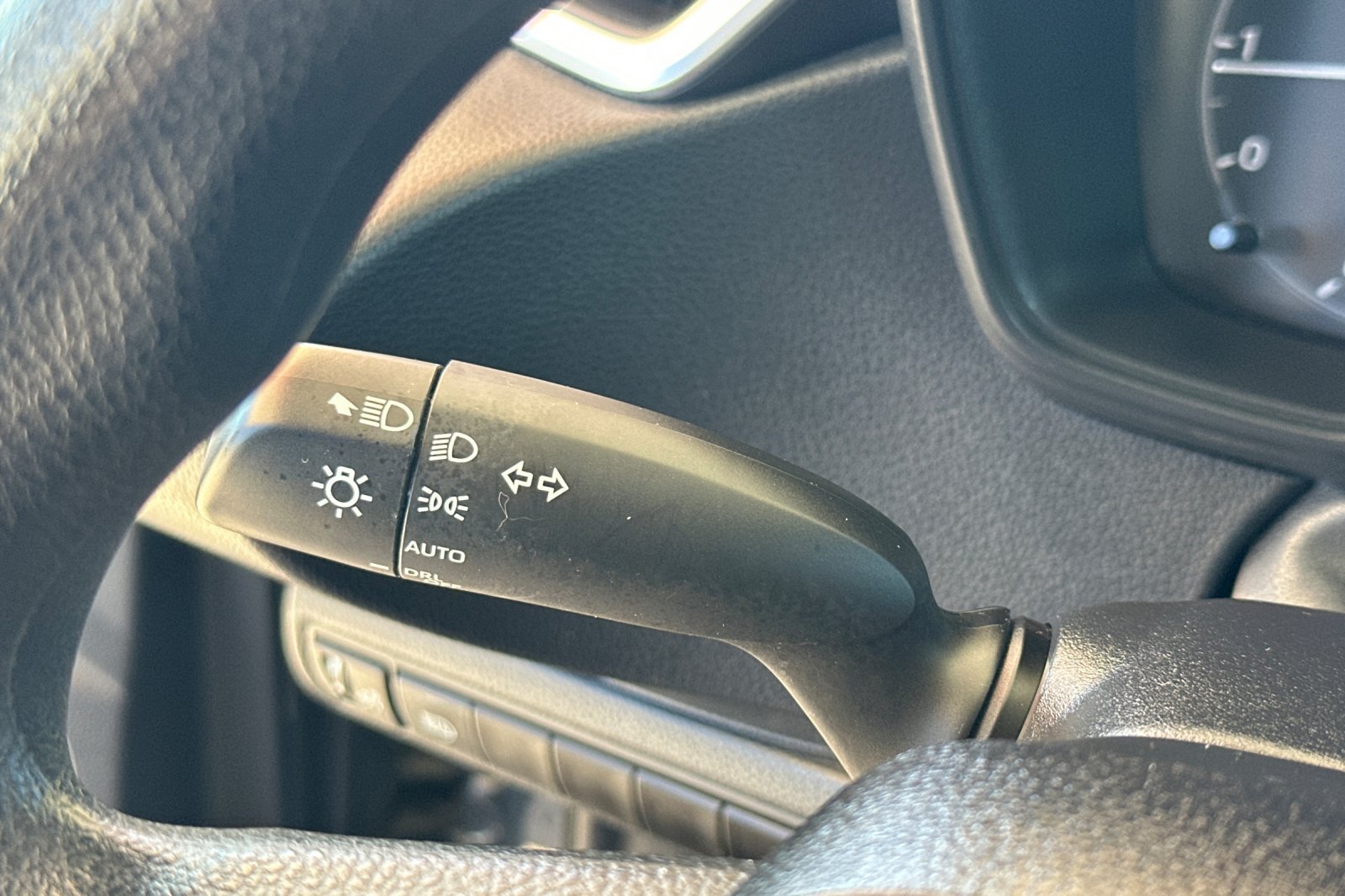 Used 2024 Toyota Corolla LE FWD image 35