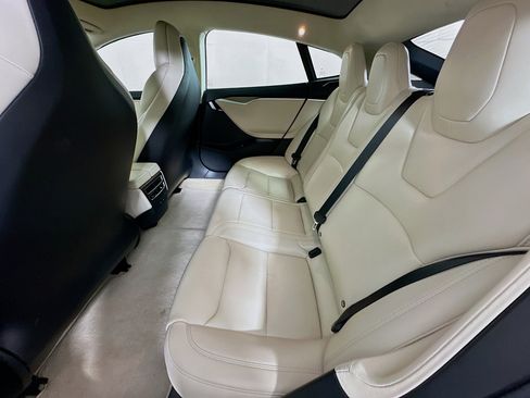 Used 2018 Tesla Model S 100D AWD/4WD image 27