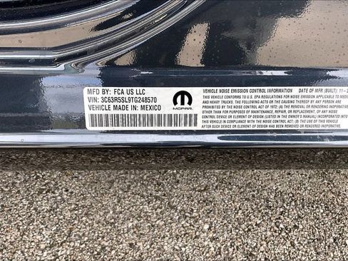 New 2026 RAM 2500 Limited AWD/4WD image 11