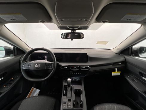 New 2026 Nissan Sentra SV FWD image 9