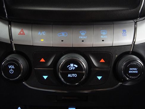 Used 2018 Dodge Journey GT AWD/4WD image 22