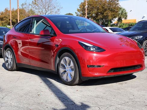 Used 2022 Tesla Model Y Long Range AWD/4WD image 58