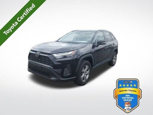 Used 2024 Toyota RAV4 XLE image 1