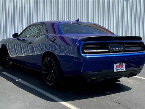 Used 2022 Dodge Challenger R/T w/ Shaker Package image 8