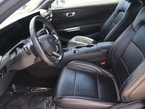 Used 2024 Ford Mustang Premium image 13