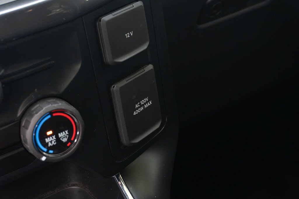 Used 2025 Ford F150 STX w/ STX Black Appearance Package RWD image 28