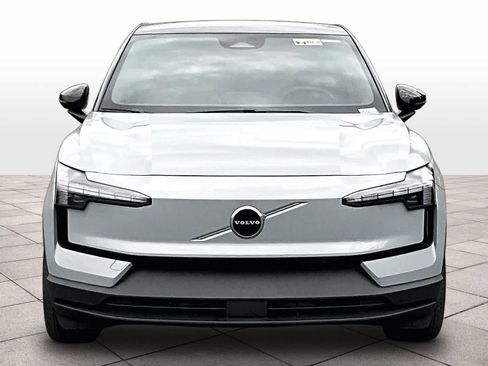 New 2026 Volvo EX30 Plus w/ Climate Package image 5