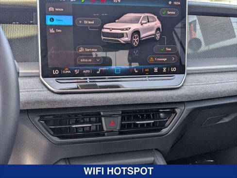 Used 2026 Volkswagen Tiguan S FWD image 18