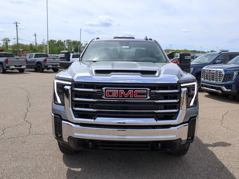 New 2026 GMC Sierra 3500 SLE w/ SLE Value Package image 26