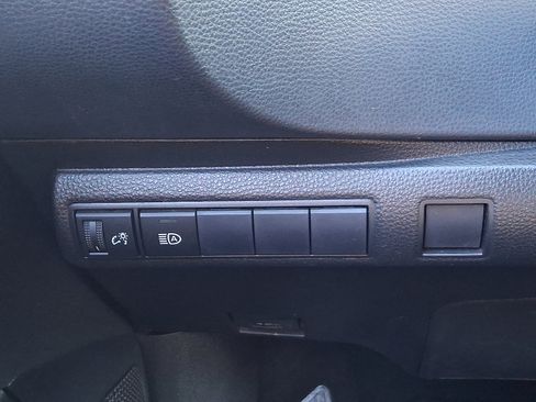 Used 2020 Toyota Corolla SE image 22