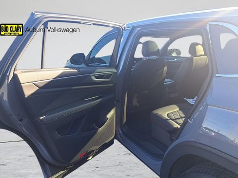New 2025 Volkswagen Atlas Cross Sport SEL Premium R-Line AWD/4WD image 14