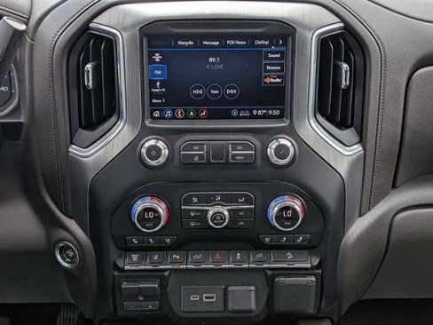 Used 2020 GMC Sierra 3500 Denali w/ Denali Ultimate Package AWD/4WD image 22