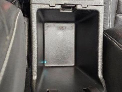 Used 2019 Buick Cascada Premium image 27